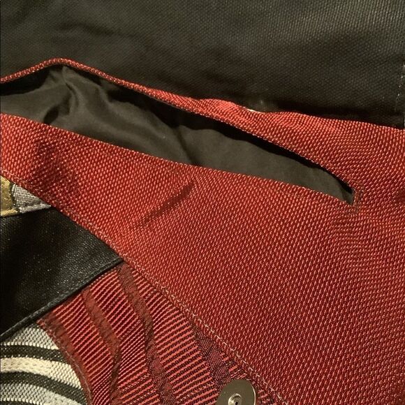 Multifunctional Bag by Carogi  - Picture 8 of 12